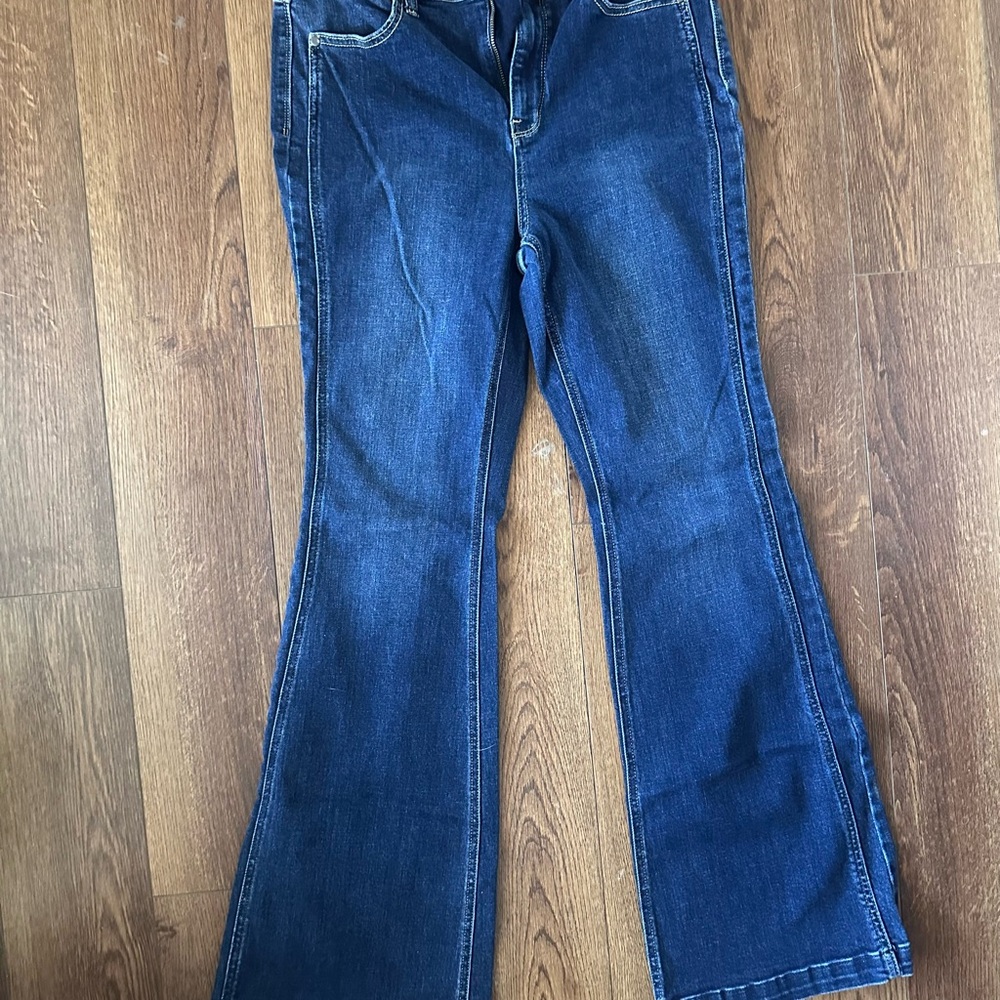 Judy Blue Indigo Flare Jeans